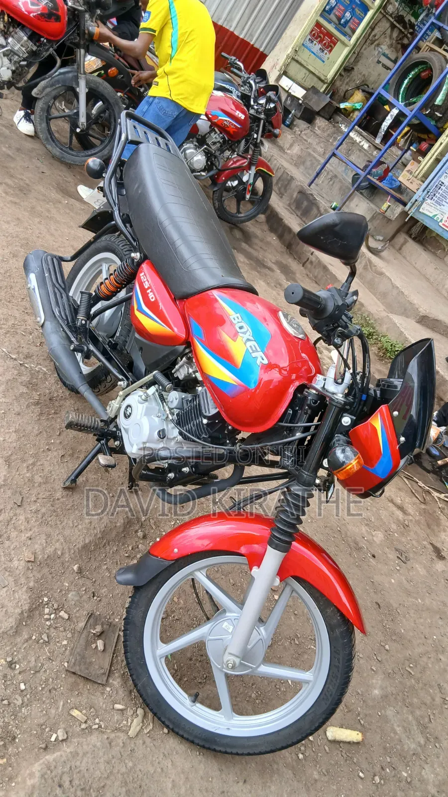 Bajaj Boxer 125 2025 Red
