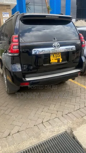 Toyota Land Cruiser Prado 2.7 2017 Black