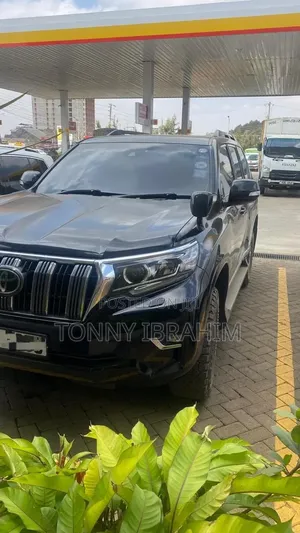 Toyota Land Cruiser Prado 2.7 2017 Black