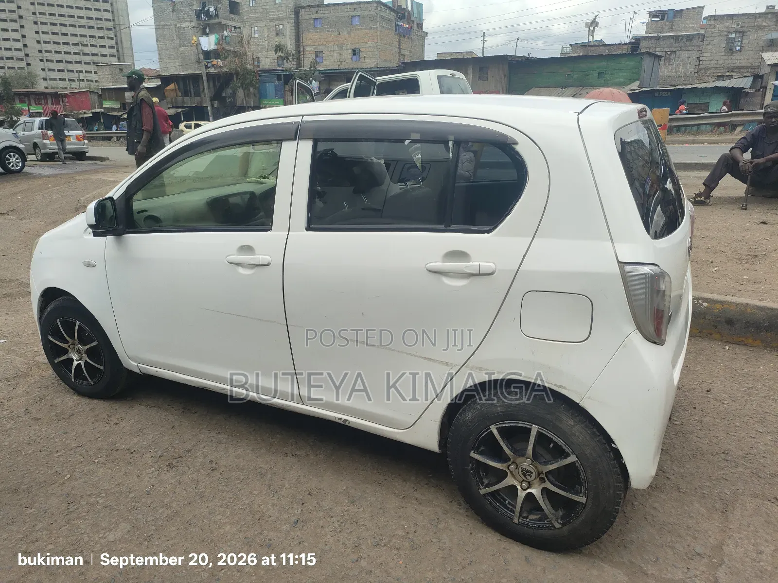 Daihatsu Mira 2012 White