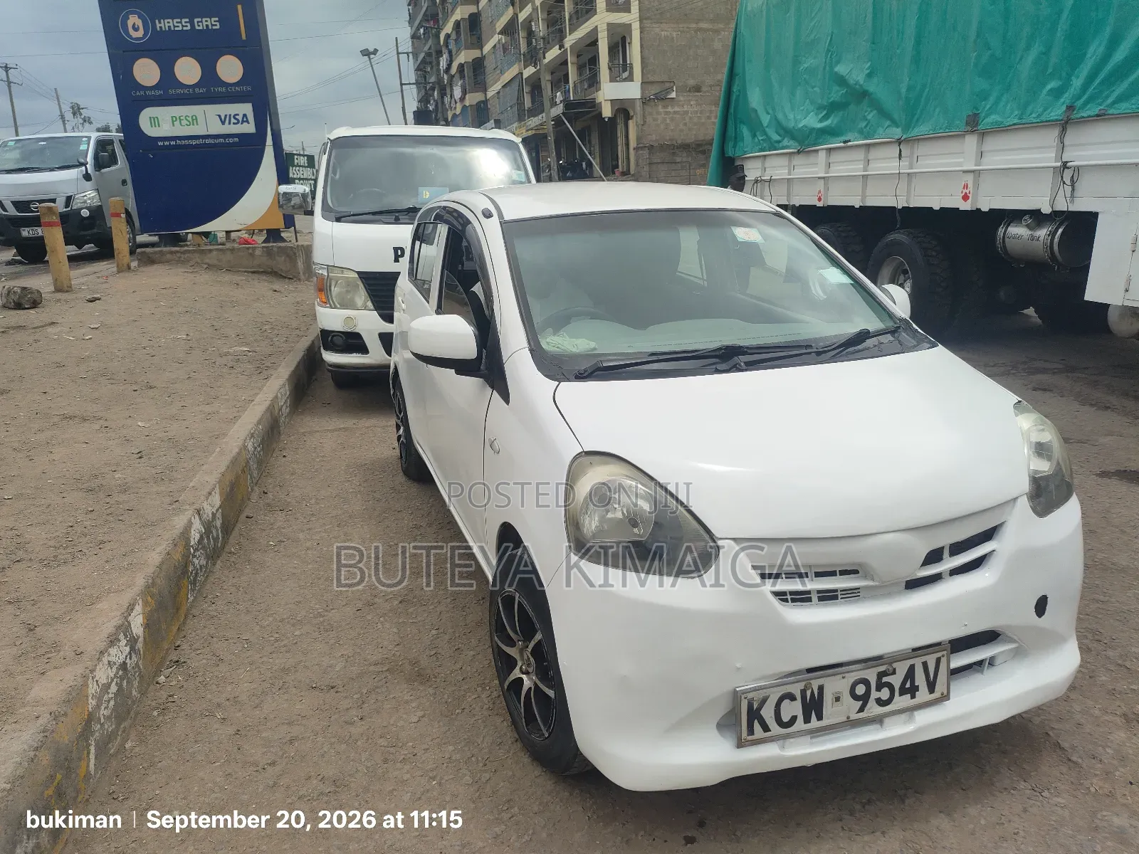 Daihatsu Mira 2012 White