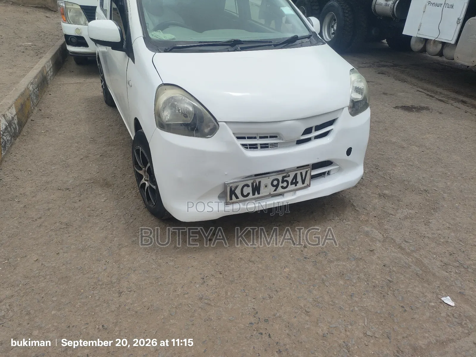 Daihatsu Mira 2012 White