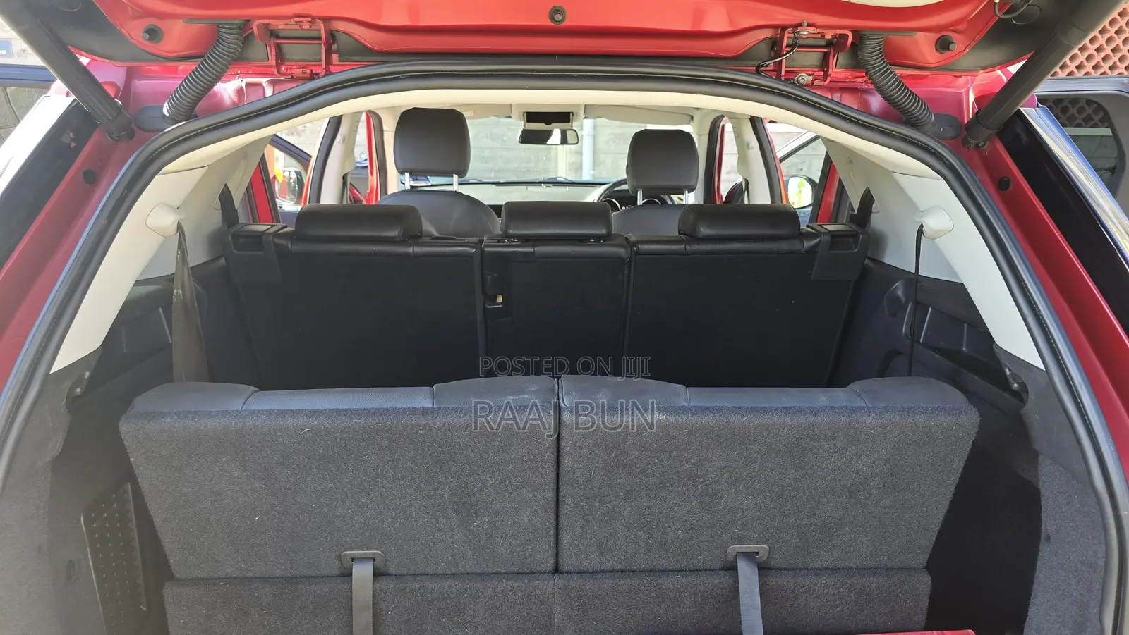 Land Rover Discovery Sport 2018 Red