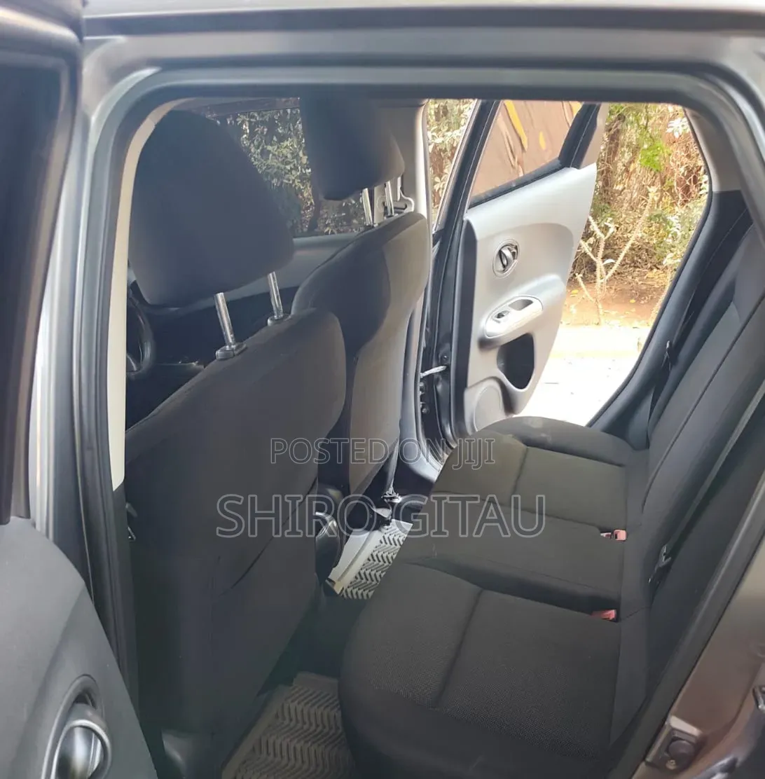 Nissan Juke 2012 Silver