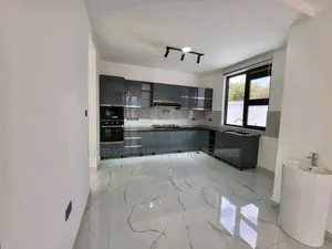 4bdrm Maisonette in Neema Close, Membley Estate for sale