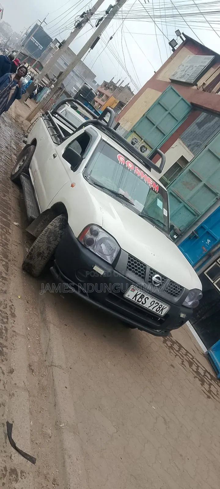 Nissan NP300 2012 White