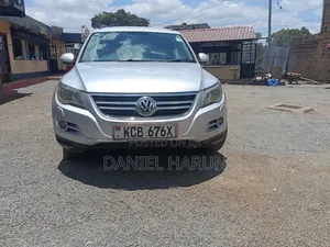 Volkswagen Tiguan S 2010 Silver
