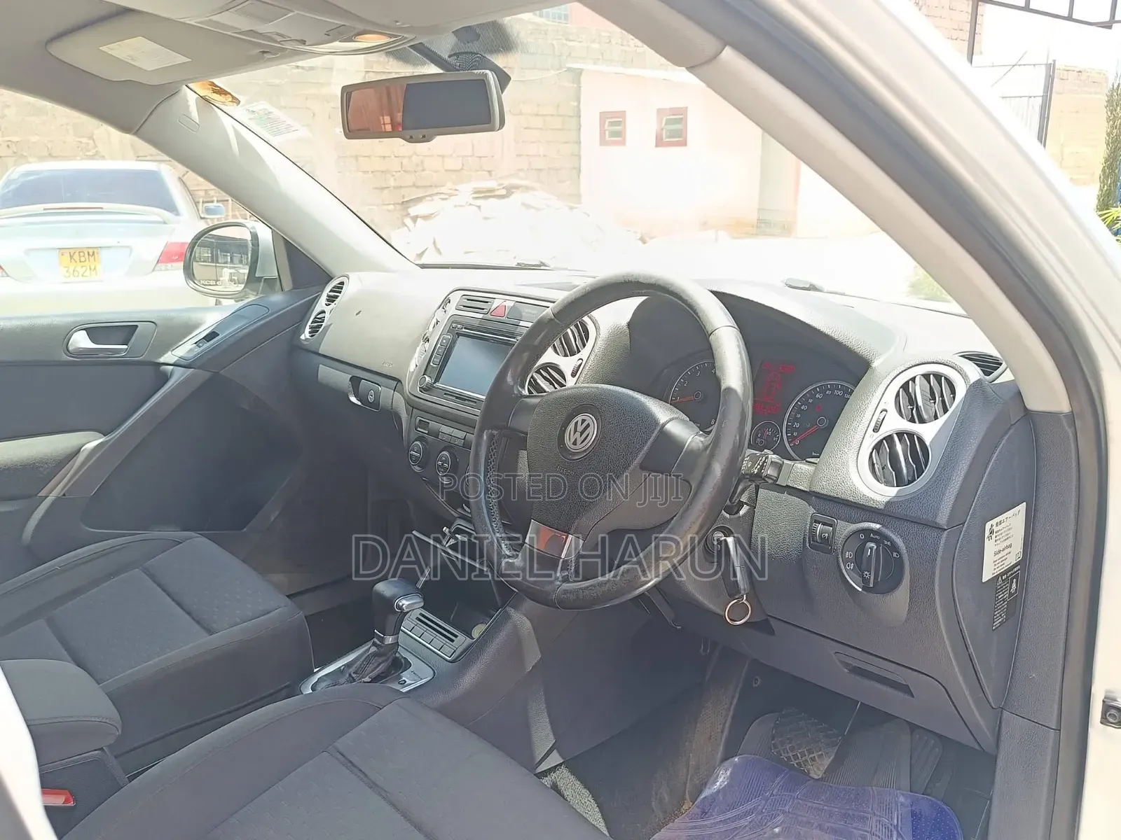 Volkswagen Tiguan S 2010 Silver