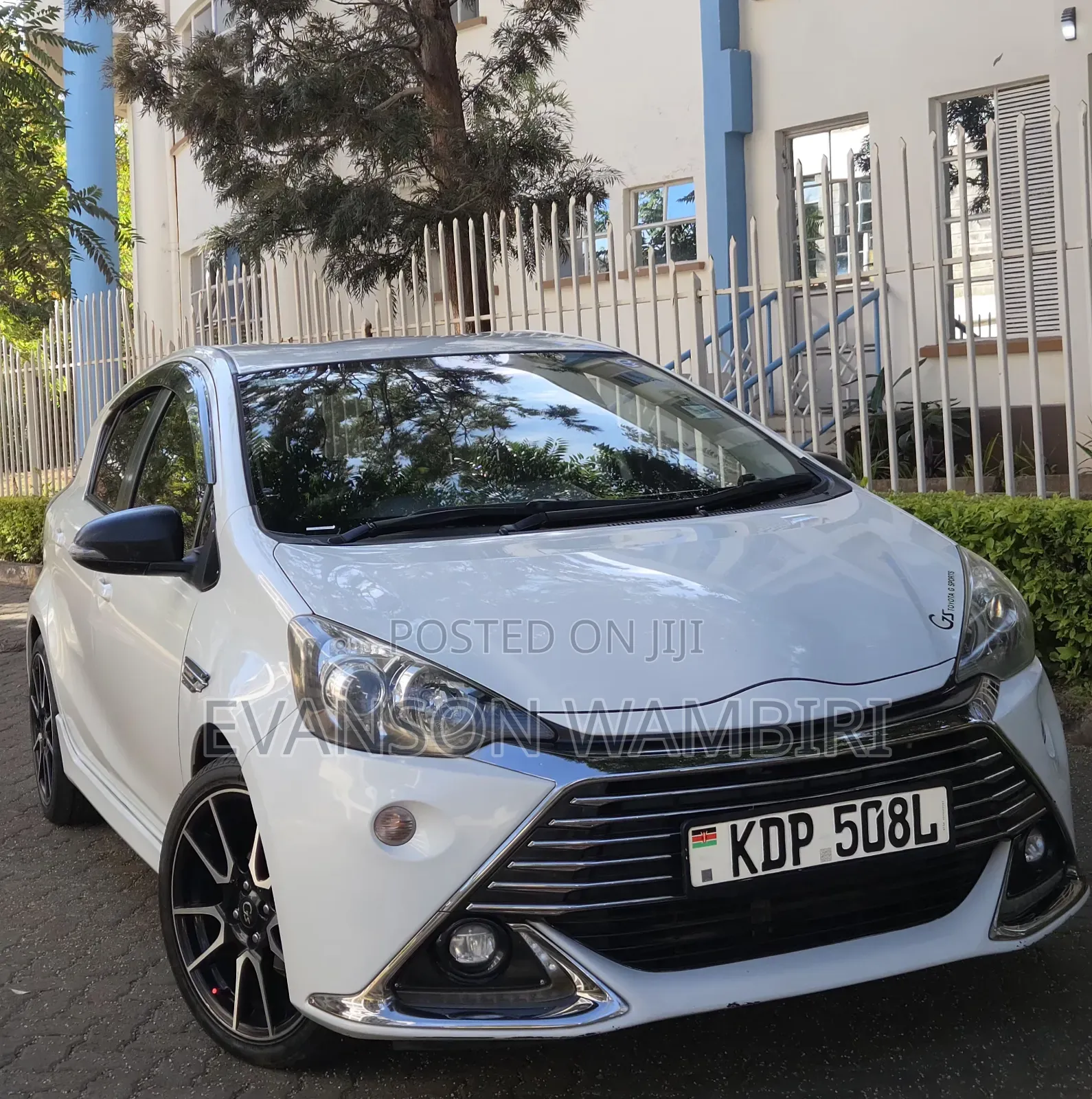 Toyota Aqua 2016 White