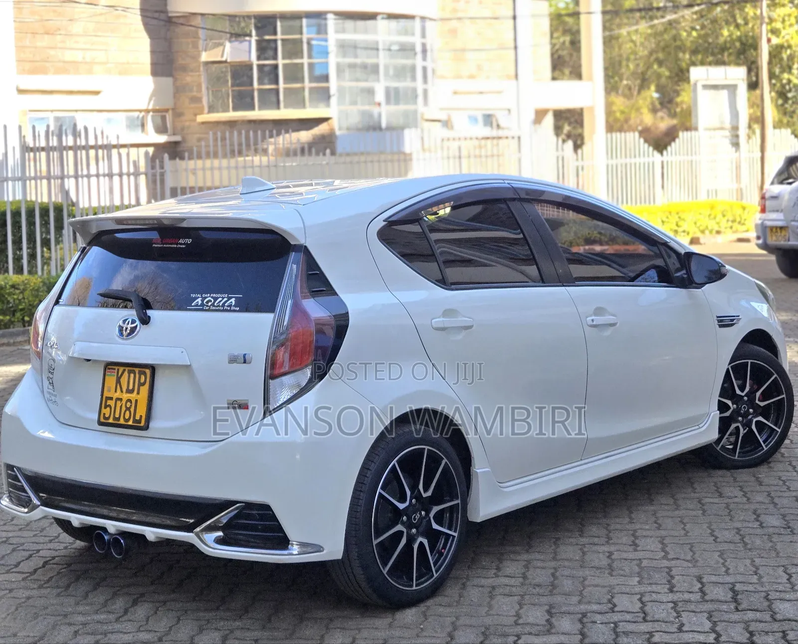 Toyota Aqua 2016 White