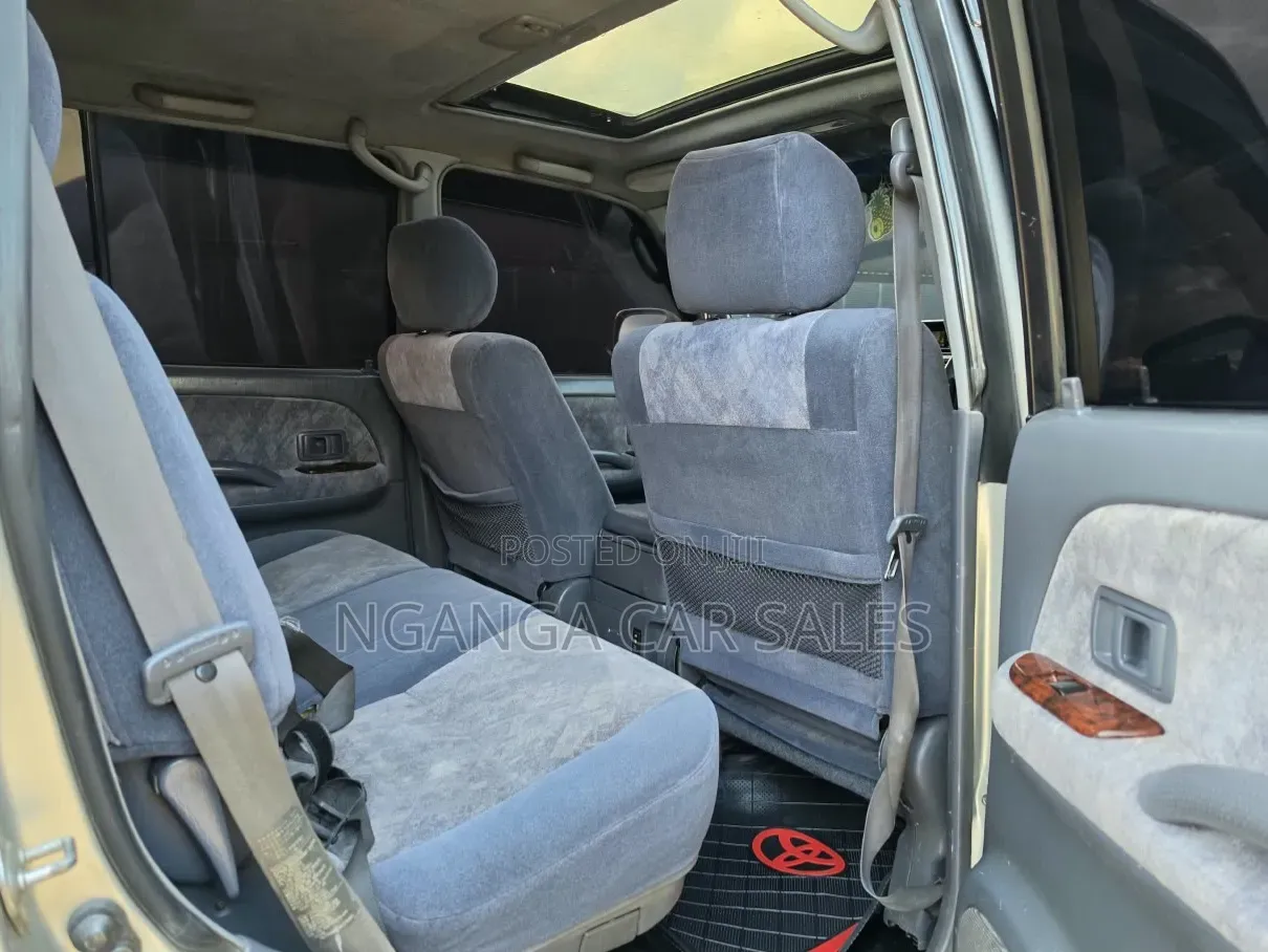Toyota Land Cruiser Prado 2000 Silver