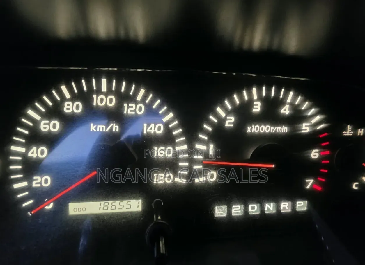 Toyota Land Cruiser Prado 2000 Silver