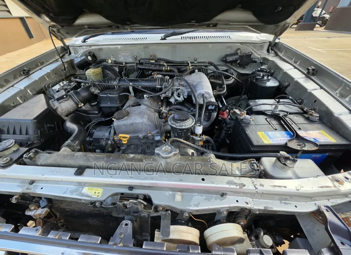 Toyota Land Cruiser Prado 2000 Silver