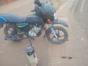 Bajaj Boxer 125 2024 Black