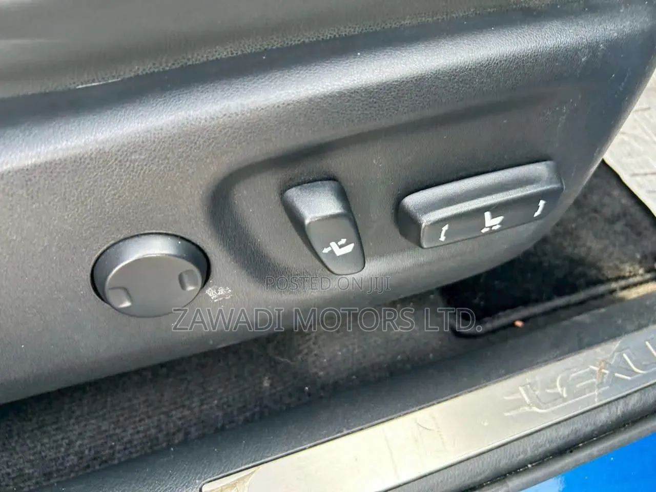 Lexus NX 300 AWD 2019 Blue