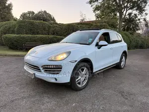 Porsche Cayenne 4dr SUV AWD (3.6L 6cyl 6M) 2014 White