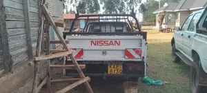 Toyota Hilux 1995 White