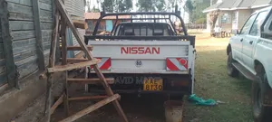 Toyota Hilux 1995 White