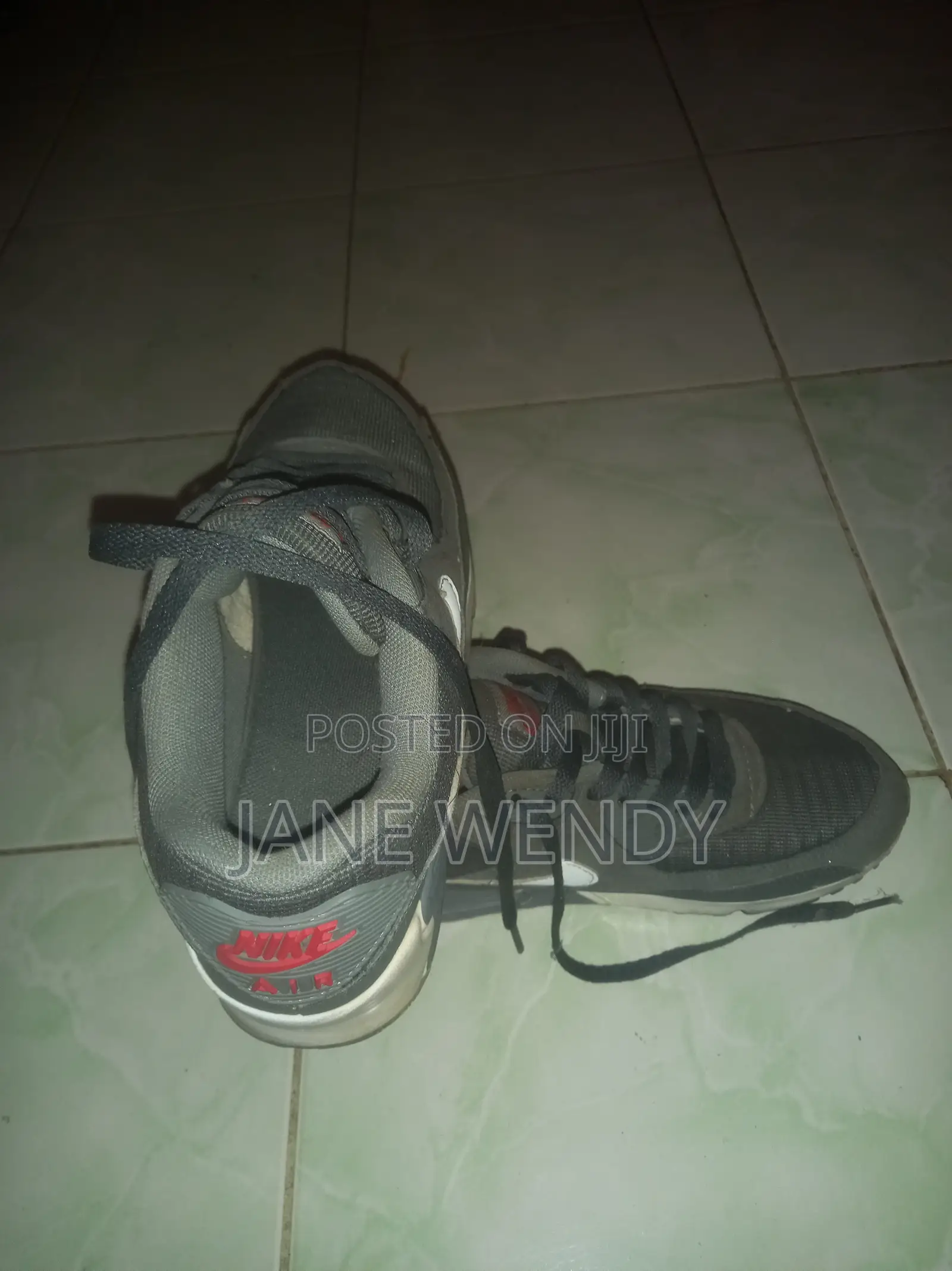 Used Shoe Selling