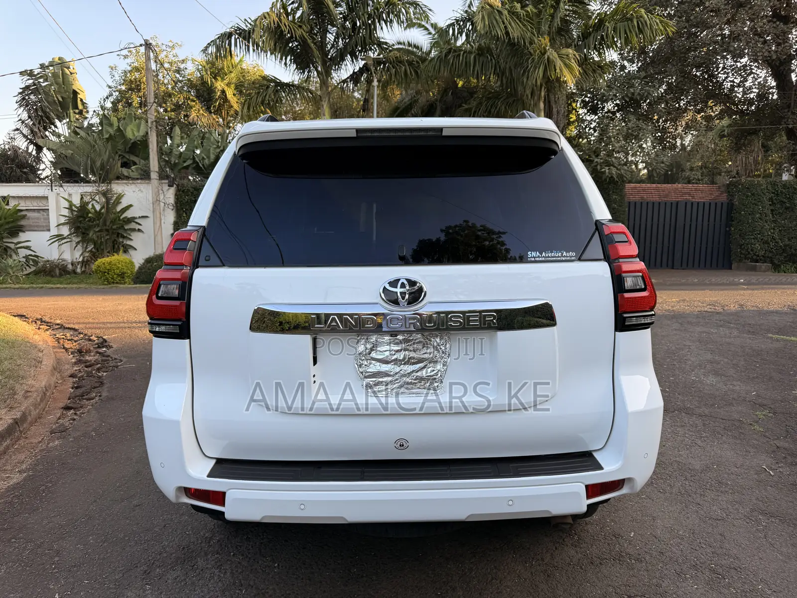 Toyota Land Cruiser Prado 2.8 2018 White