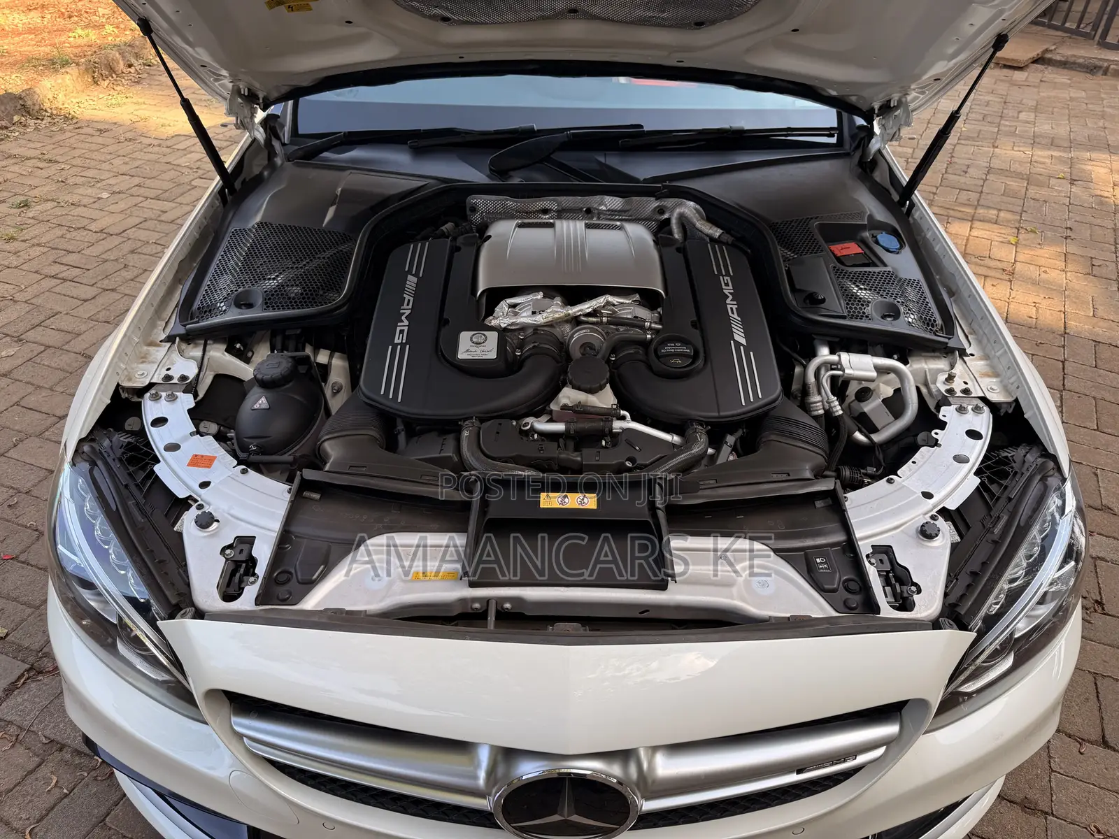 Mercedes-Benz C63 S RWD Sedan (4.0L V8 7A) 2017 White