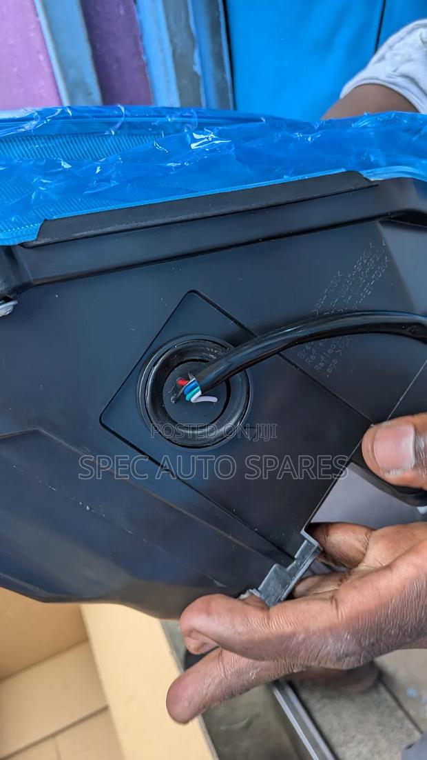 Head Light Toyota Harrier 2018 New Model With Computer Zenon - thumbnail 3
