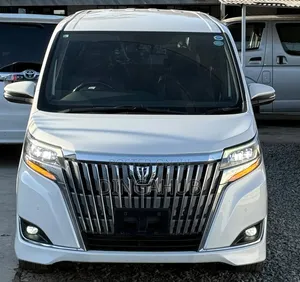 Toyota Esquire 2.0 FWD (7 seater) 2019 White