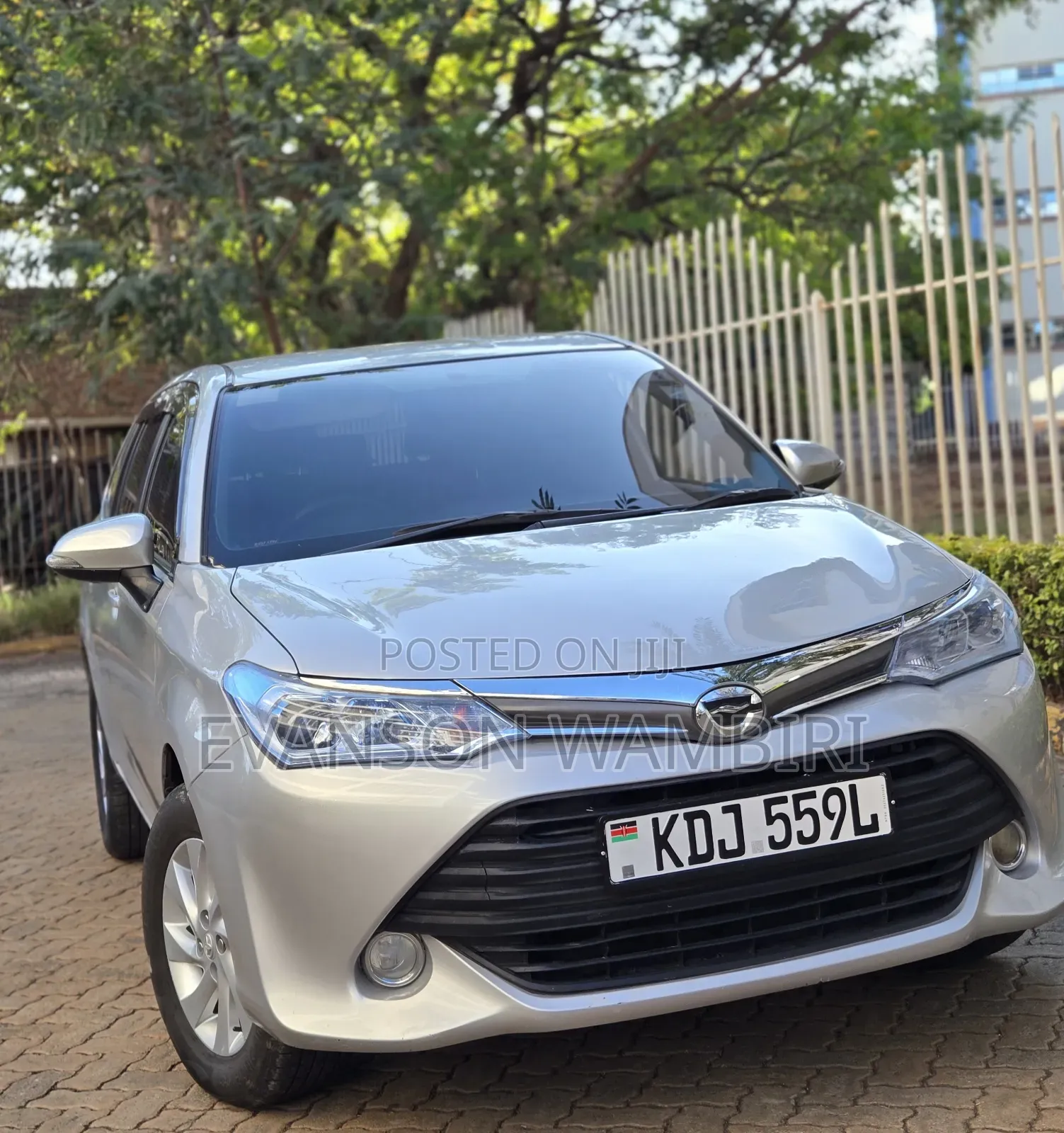 Toyota Corolla Fielder 1.5 Petrol FWD 2015 Silver