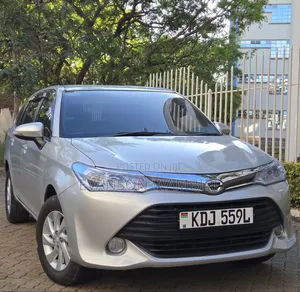 Toyota Corolla Fielder 1.5 Petrol FWD 2015 Silver