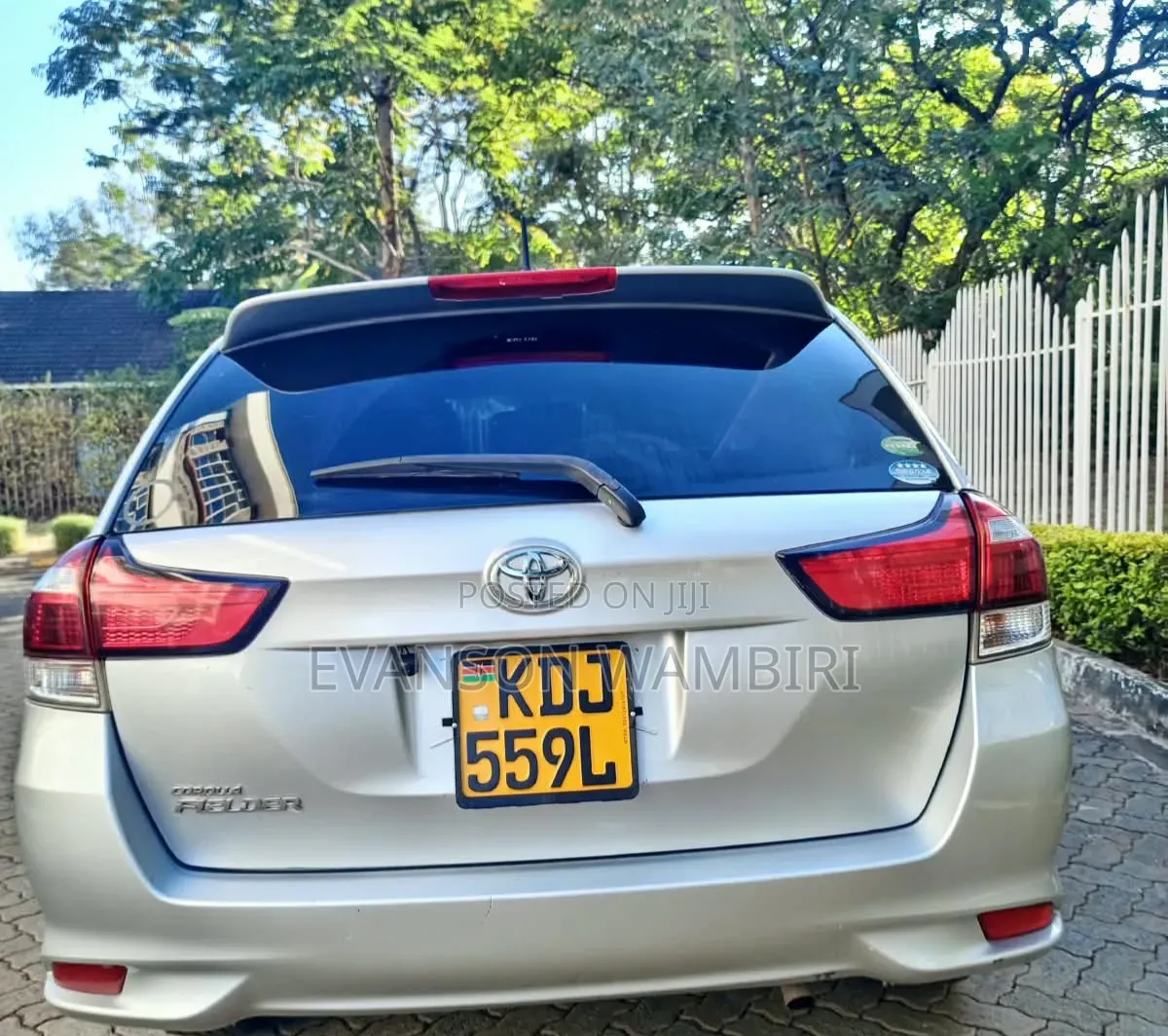 Toyota Corolla Fielder 1.5 Petrol FWD 2015 Silver
