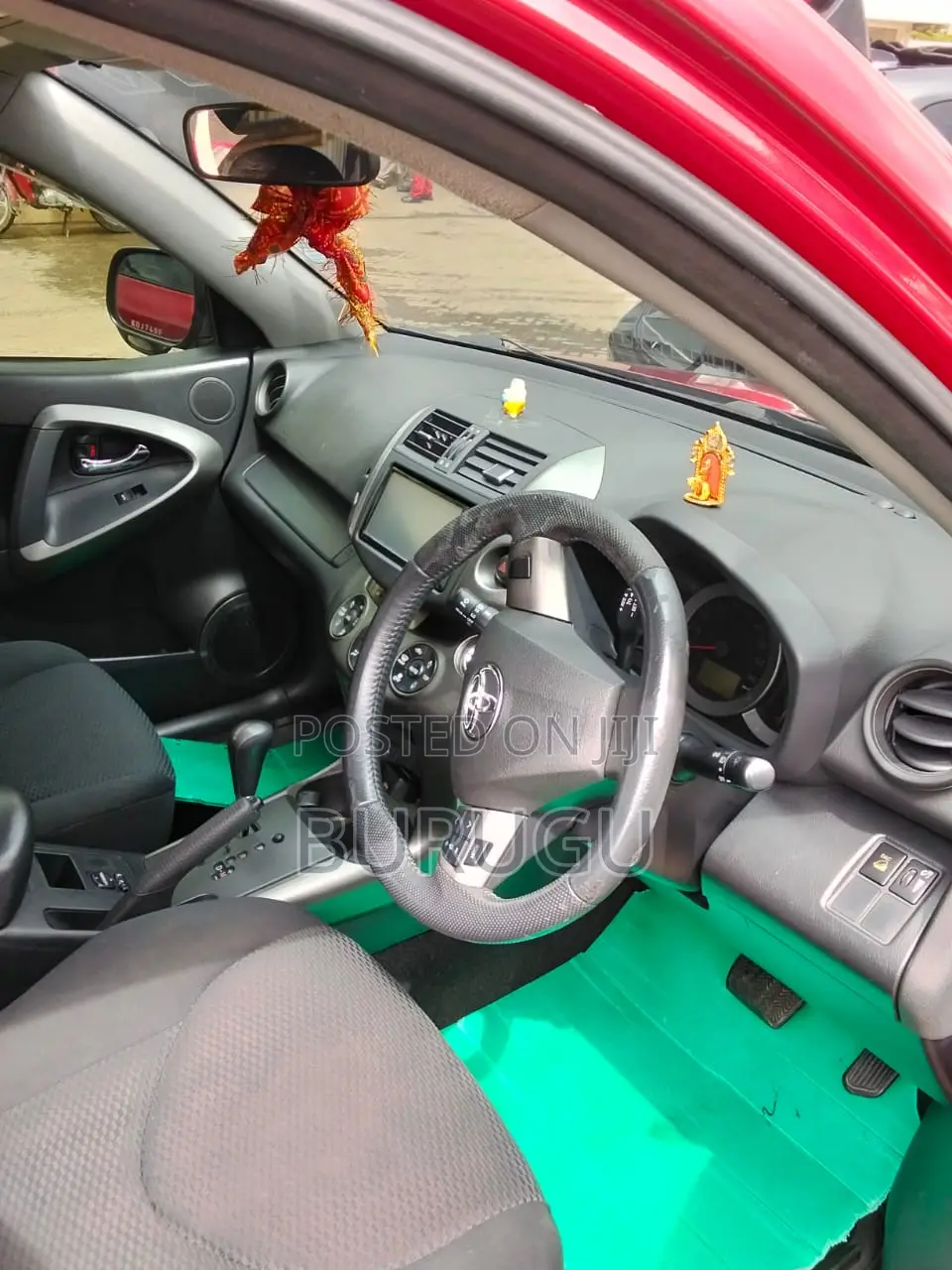 Toyota RAV4 2015 Red