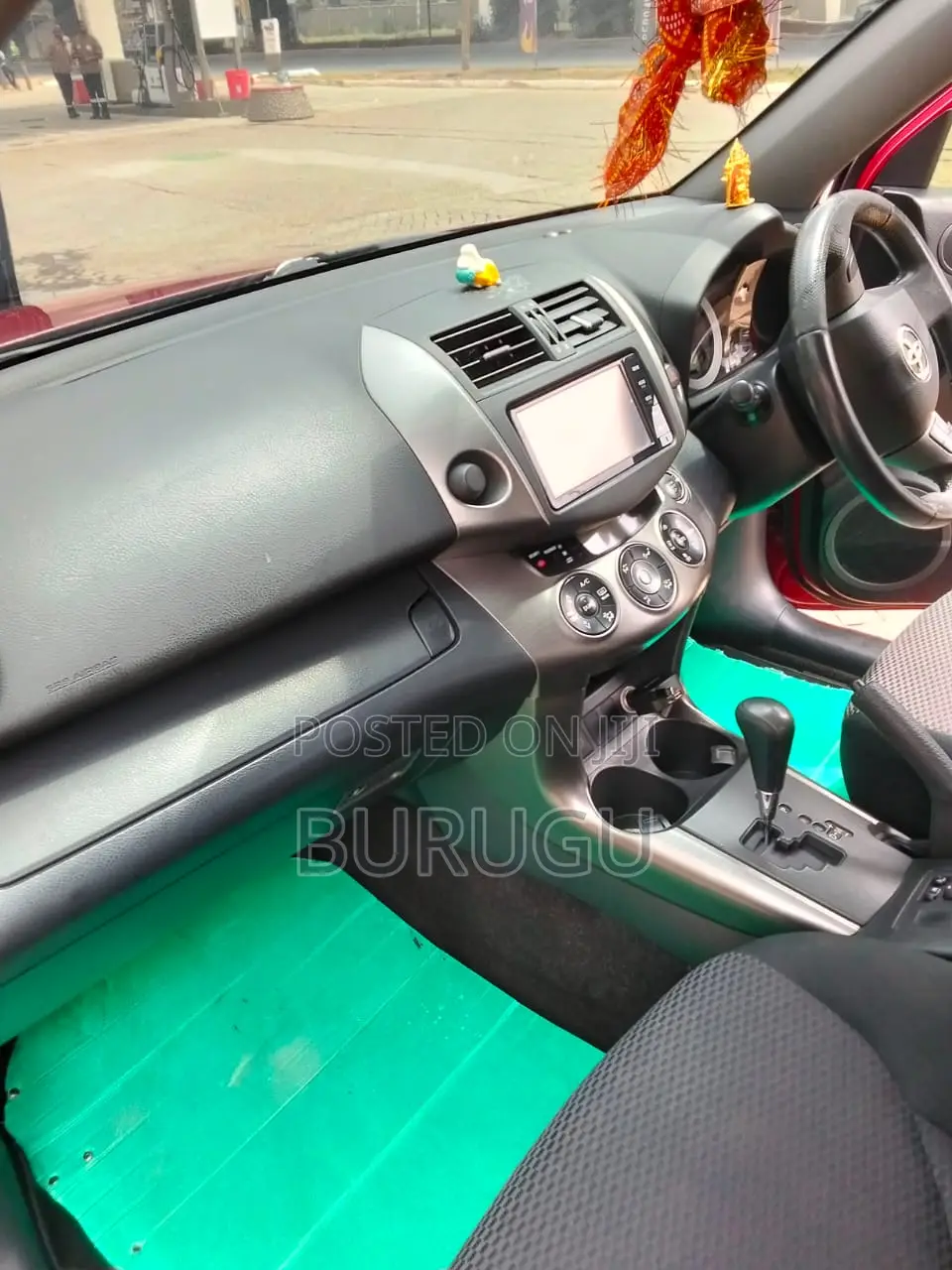 Toyota RAV4 2015 Red