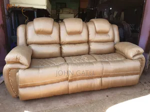 Brown Puffy Semi Recliner