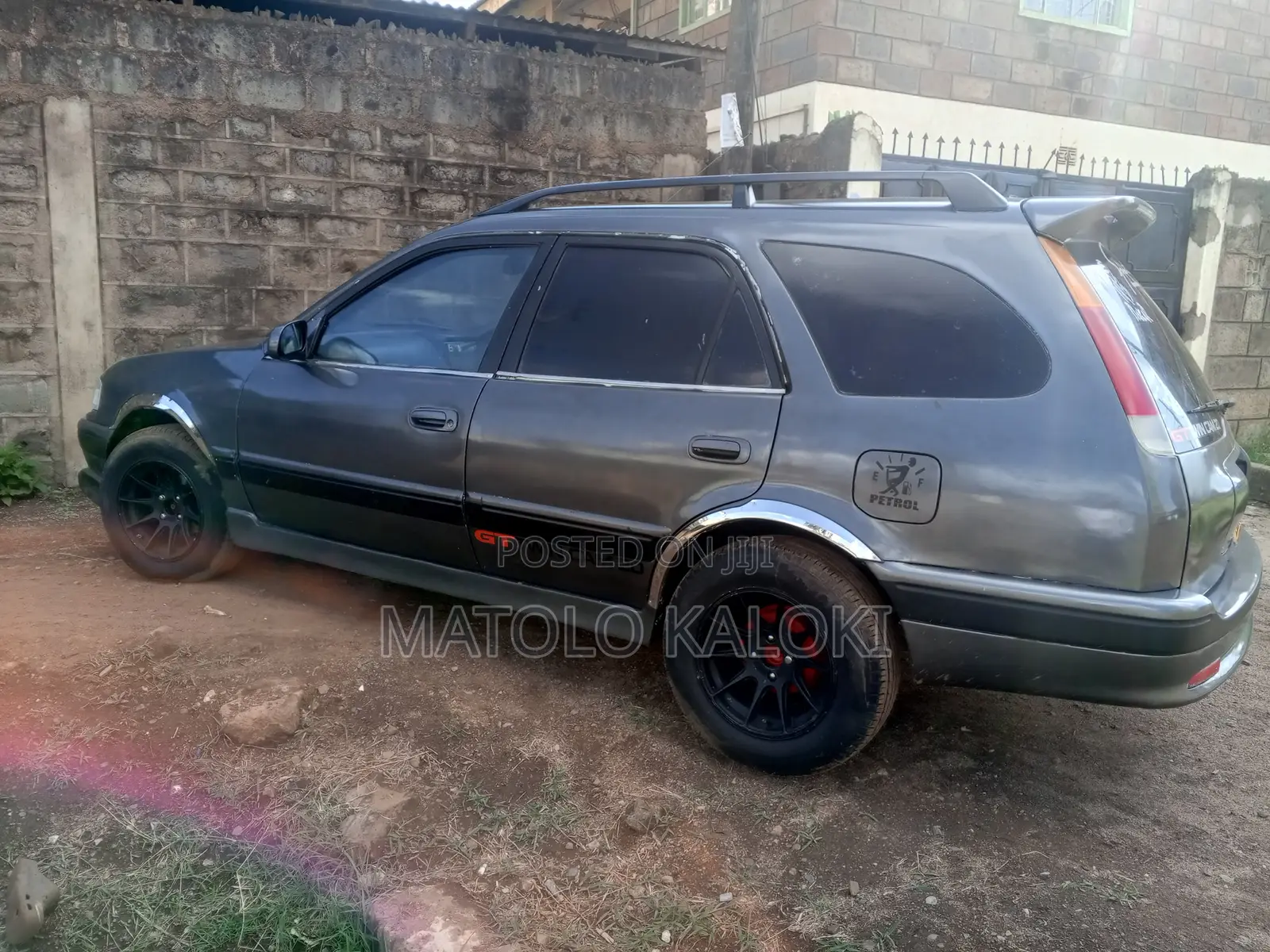 Toyota Carib 2001 Gray