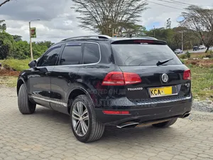 Volkswagen Touareg TDI Executive 2011 Black