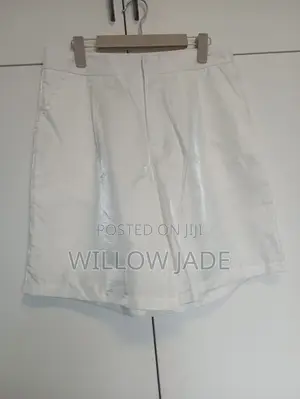 White High-Waist Satin Dress Shorts - Size 10