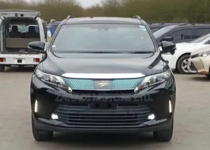 Toyota Harrier 2.0 2019 Black