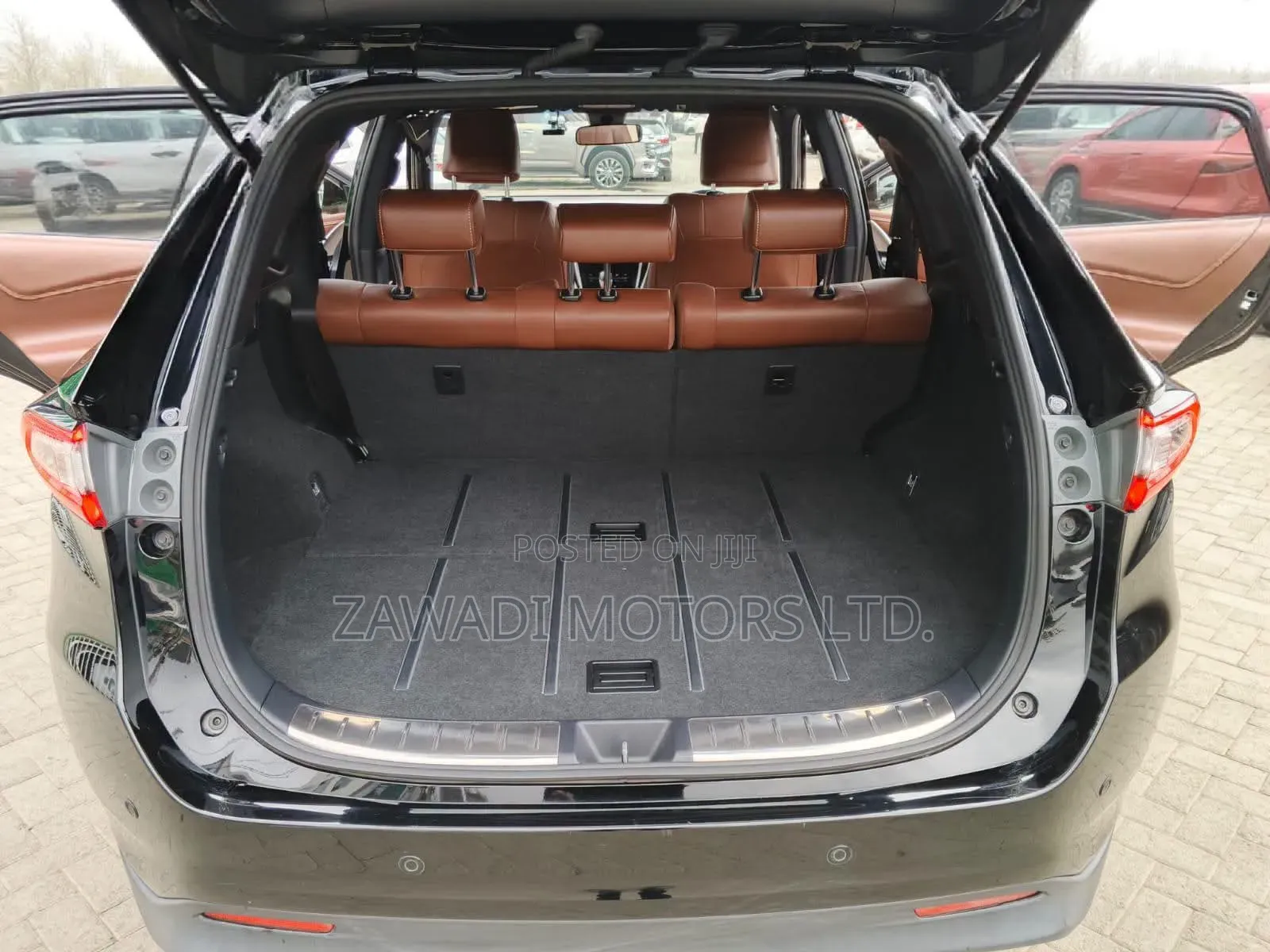 Toyota Harrier 2.0 2019 Black