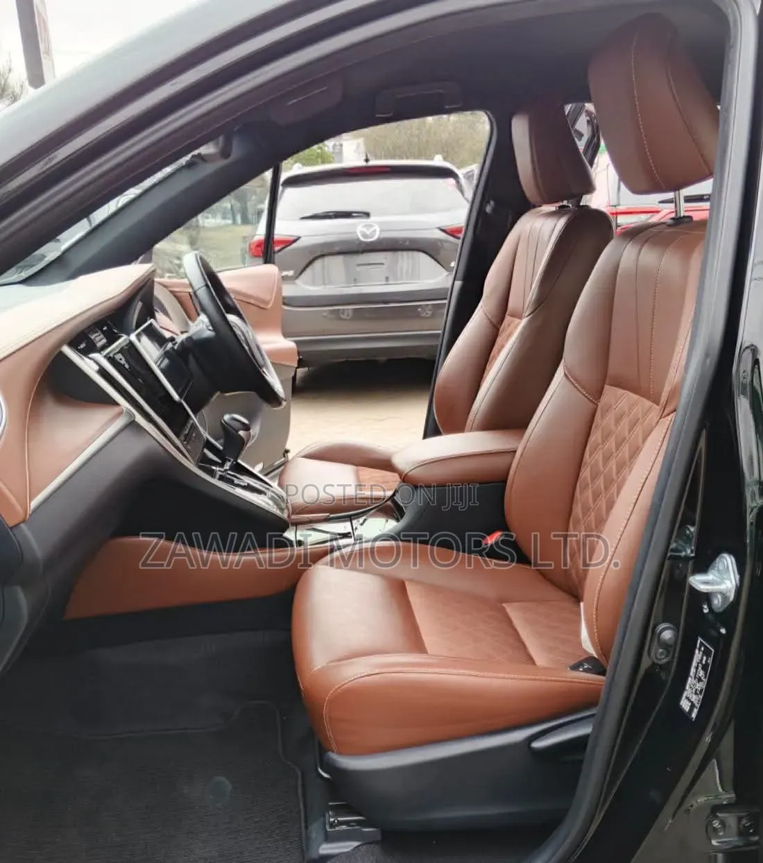 Toyota Harrier 2.0 2019 Black