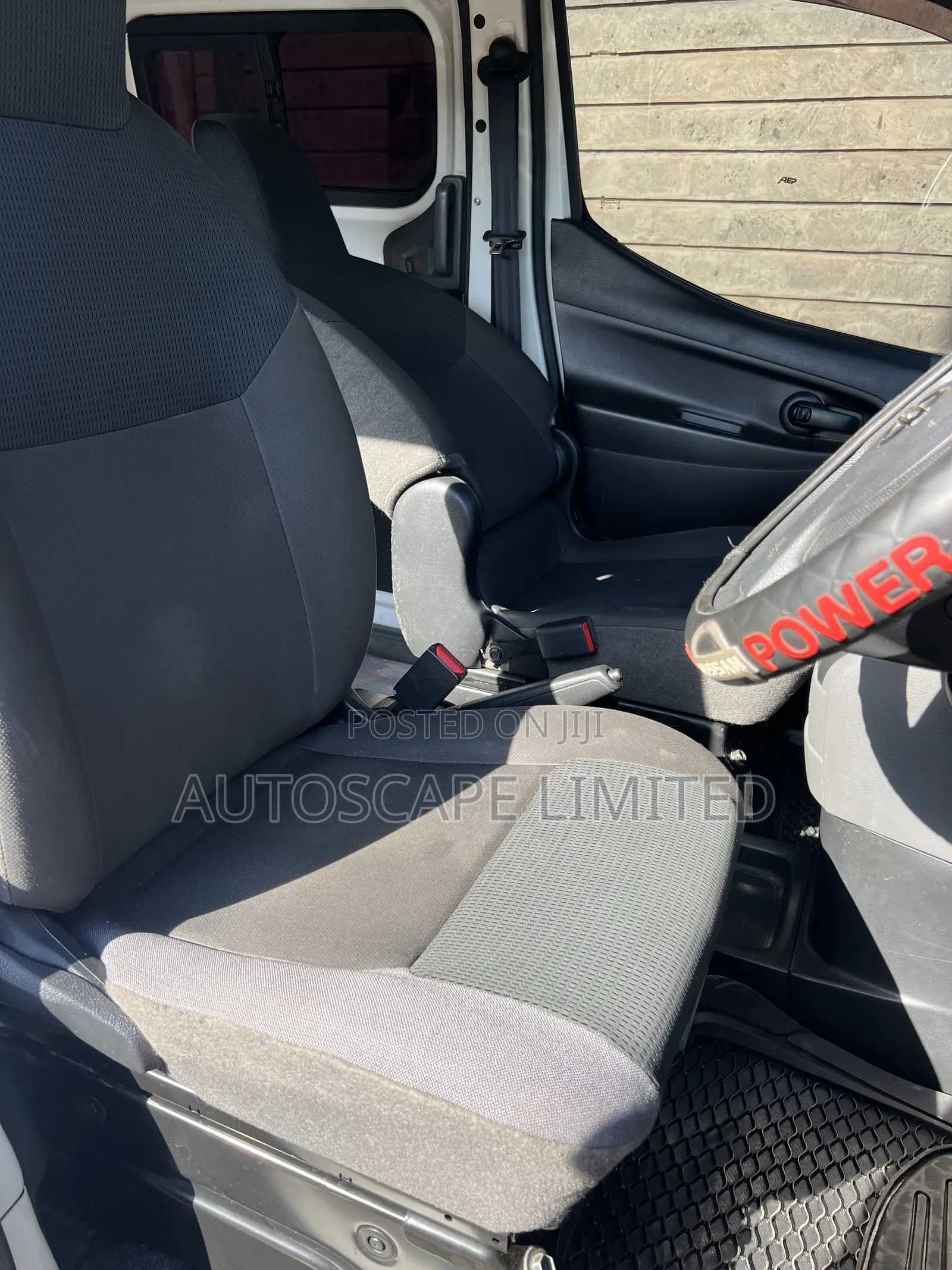 Nissan NV200 2017 White