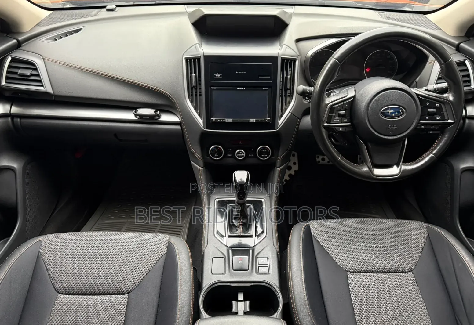 Subaru XV 2017 Orange