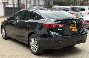 Mazda Axela SV Premium 2014 Black