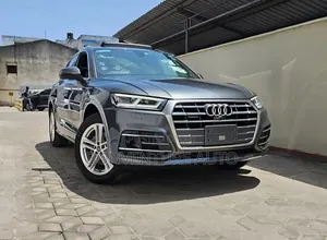 Audi Q5 2.0T Premium AWD quattro 2019 Gray