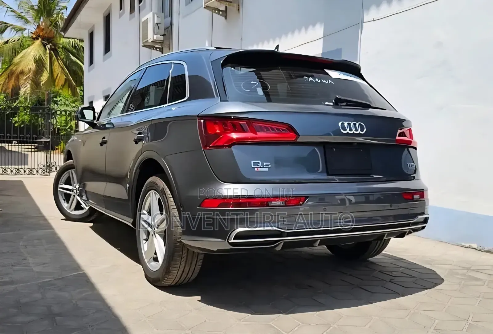 Audi Q5 2.0T Premium AWD quattro 2019 Gray