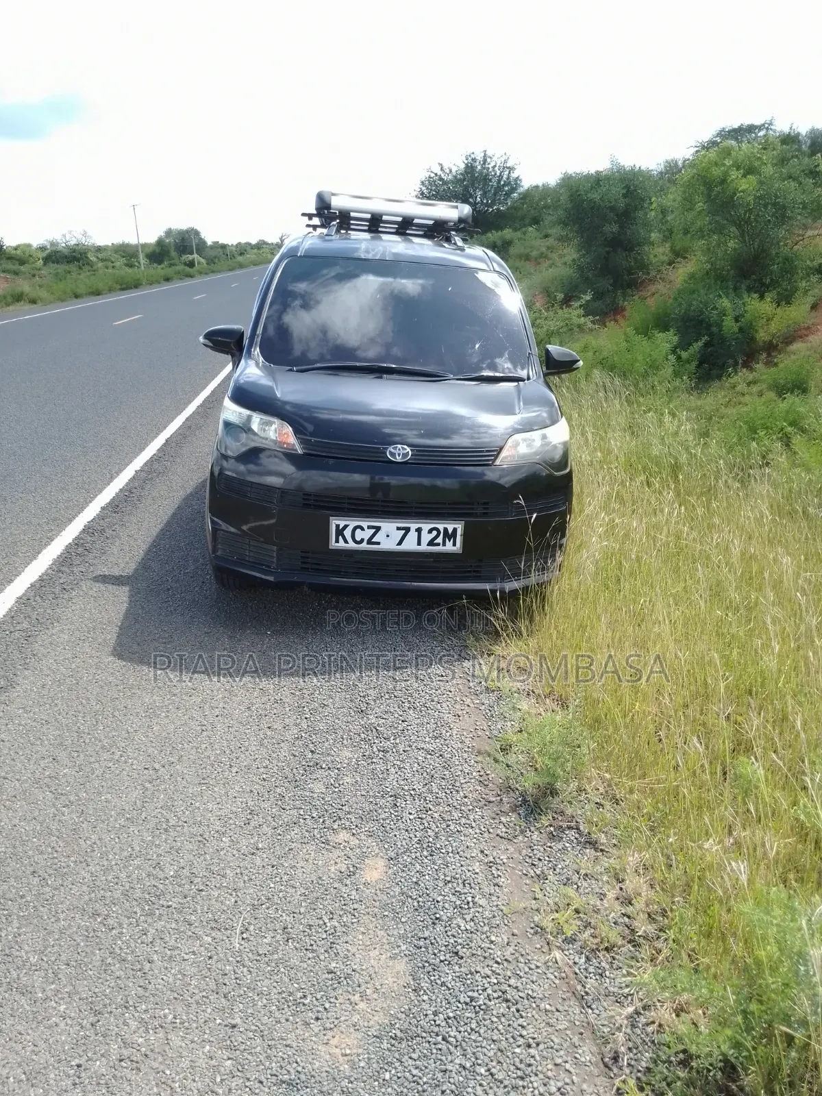 Toyota Spade 2012 Black