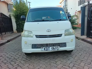 Toyota TownAce SV Premium 2014 White
