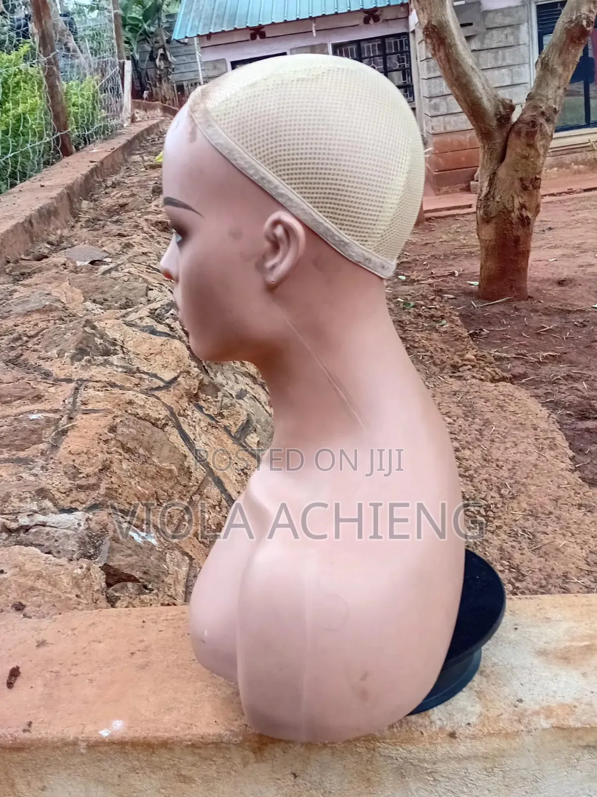 Wide Shoulder Wig Dummy