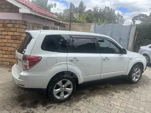 Subaru Forester 2.0D X 2009 Pearl