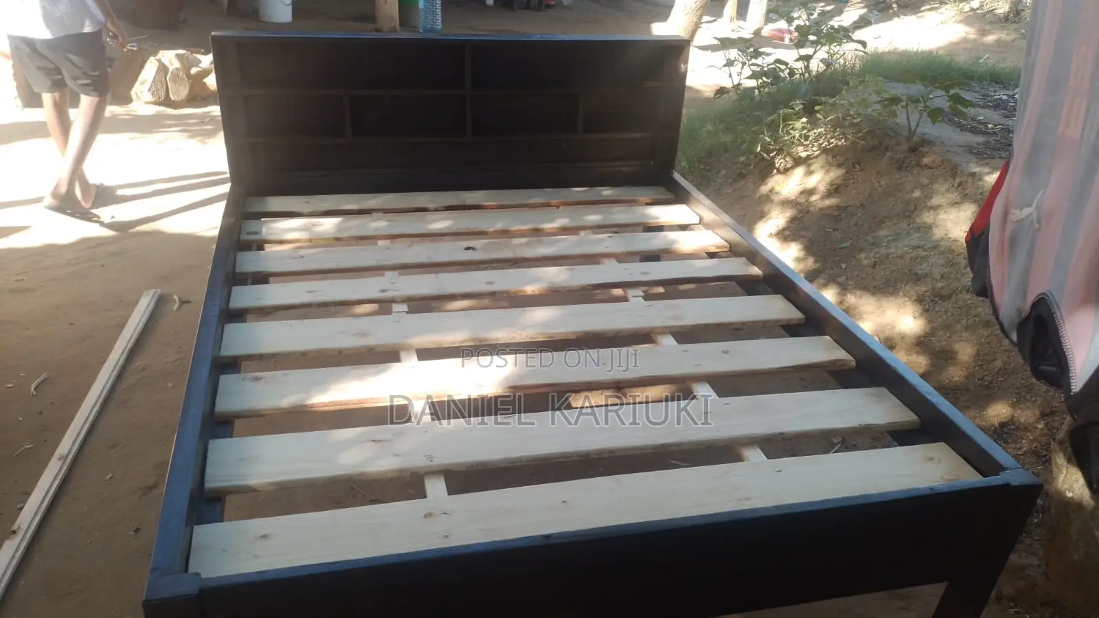 Queen Size Bed With High Density Mattress