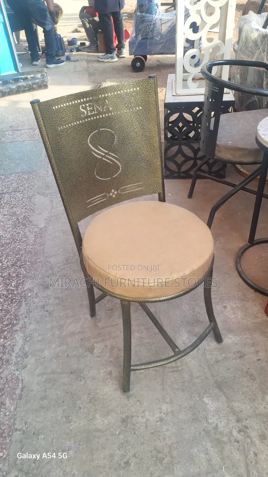 Round Seat Hotel Seat